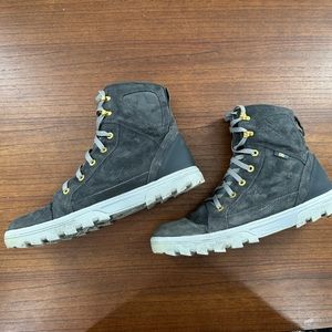 Men's DC Torstein's Porter Shoes Boots Sz. 10.5